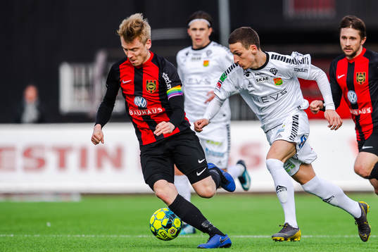 Brommapojkarnas Adam Gradén GAIS Milos Andelkovic