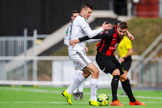 GAIS Nikola Asceric och Brommapojkarnas Ali Suljic