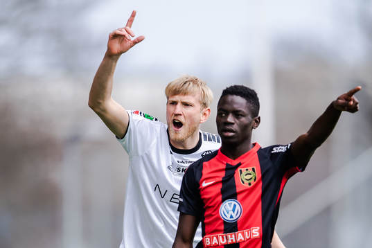 GAIS Carl Elfgren Nyström och Brommapojkarnas Eric Johana