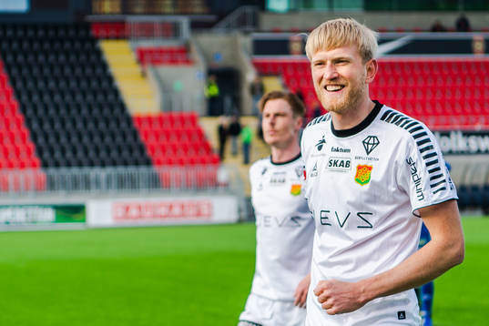 GAIS Carl Elfgren Nyström jublar