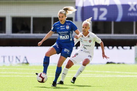 Eskilstunas Brianne Reed och Rosengårds Caroline Seger