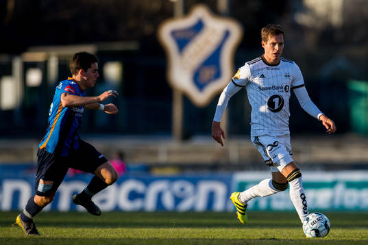 Hugo Vegard Vetlesen of Stabæk and Anders Konradsen of