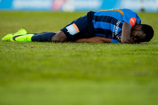 Luc Kassi of Stabæk with an injury