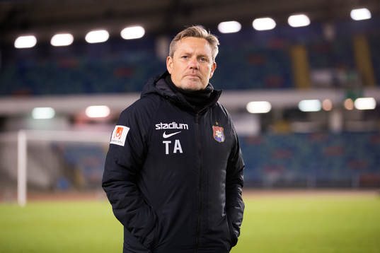 Örgrytes tränare Thomas Askebrand