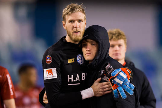 Örgrytes målvakt Fredrik Andersson och Jakob Lindström