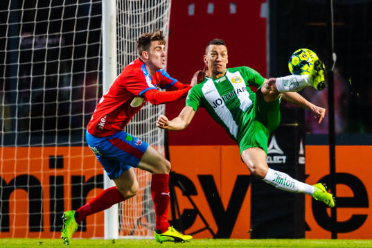 Helsingborgs Adam Eriksson och Hammarbys Nikola Djurdjic