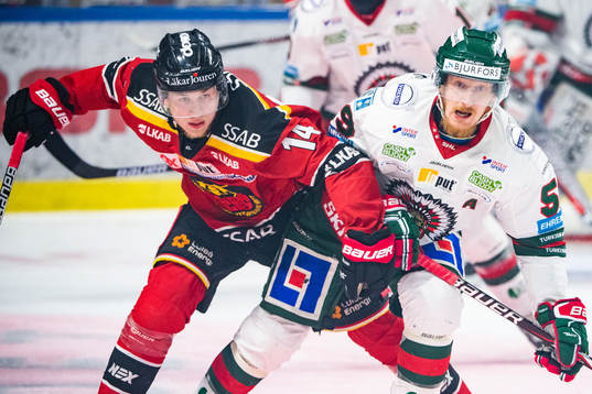 Luleås Jonas Berglund och Frölundas Simon Hjalmarsson