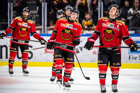 Luleås Erik Gustafsson deppar med lagkamrater