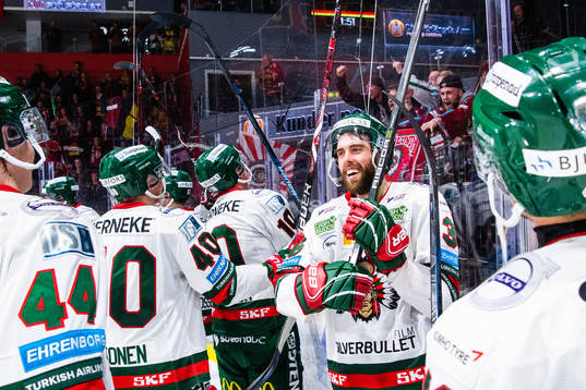 Frölundas Brandon Gormley jublar