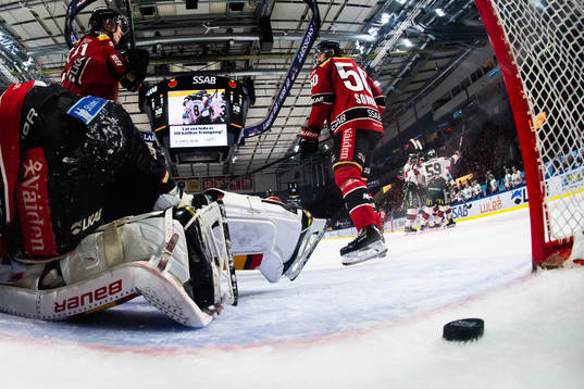 Luleås Daniel Sondell deppar och Frölunda jublar