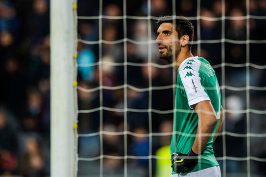 IFK Göteborgs målvakt Giannis Anestis deppar