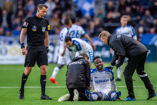 IFK Göteborgs Nzuzi Toko har ont