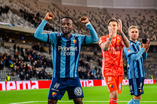 Djurgårdens Mohamed Buya Turay jublar