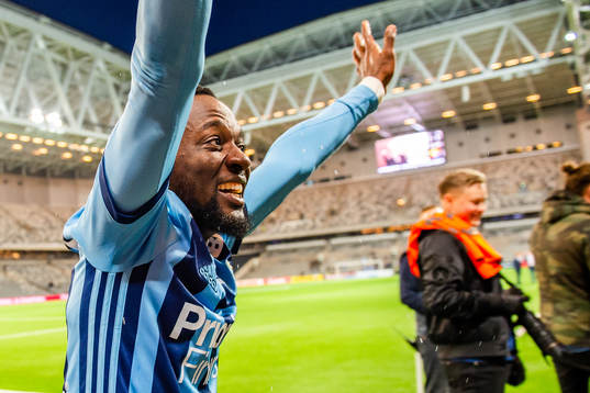 Djurgårdens Mohamed Buya Turay jublar