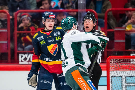 Färjestads Jesse Virtanen och Djurgårdens Erik