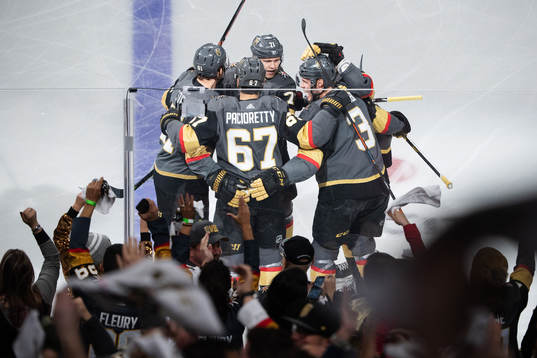 Bläddra bland fler bilder av Ice Hockey, NHL, round of 16, game 4, Vegas Golden Knights - San Jose Sharks