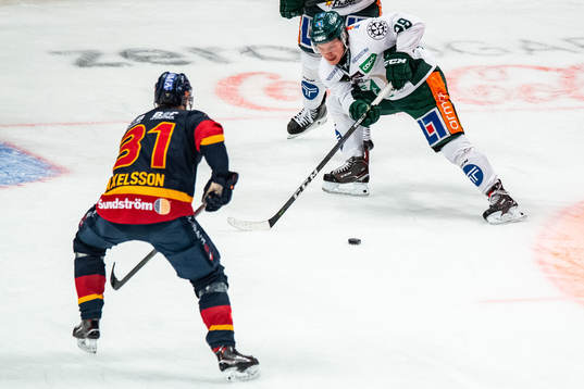 Färjestads Oskar Steen