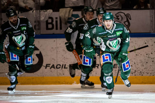 Färjestads Michael Lindqvist jublar
