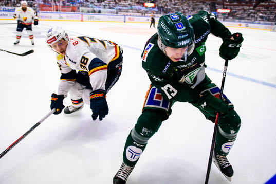 Djurgårdens Olle Alsing och Färjestads Daniel Viksten
