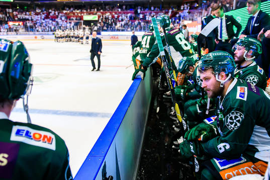 Färjestads Mikael Wikstrand deppar