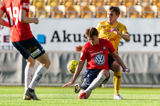 Elfsborgs Jack Cooper Love och Örgrytes Aksel Ayan