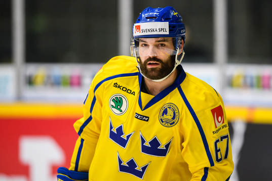 Linus Fröberg of Sweden