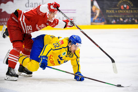 Julian Jakobsen of Denmark and Jonathan Andersson of Sweden