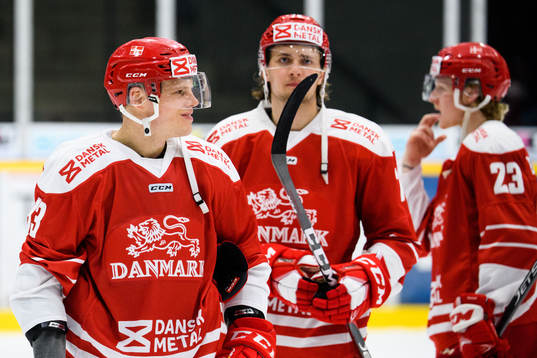 Julian Jakobsen of Denmark looks dejected