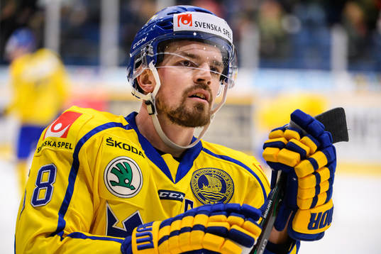 Anton Lander of Sweden