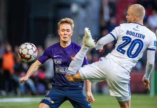 Bläddra bland fler bilder av Fotboll, Danska Ligan