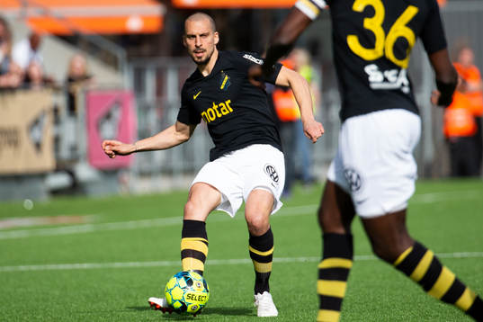s Panajotis Dimitriadis