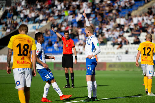IFK Norrköpings Kalle Holmberg jublar