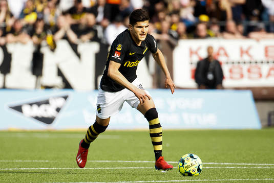 s Tarik Elyounoussi