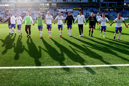 IFK Norrköpings spelare jublar