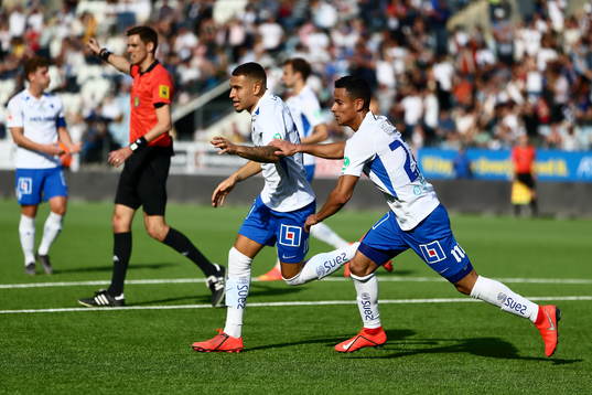 IFK Norrköpings Jordan Larsson och Ian Smith jublar