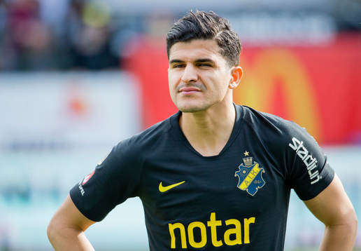 s Tarik Elyounoussi