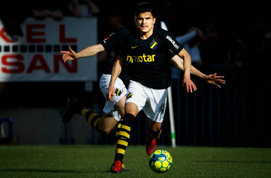 s Tarik Elyounoussi