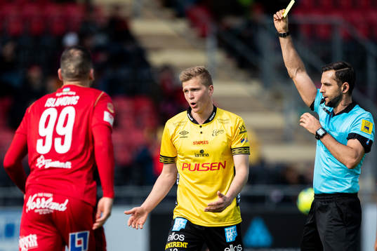 Elfsborgs Joakim Nilsson reagerar