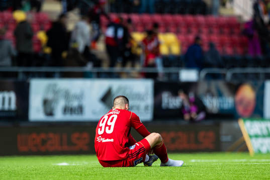Östersunds Dino Islamovic  deppar