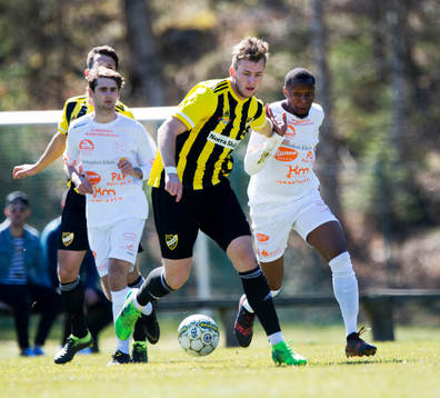 IFK Hässleholms Mattias Jönsson i matchen i division 2