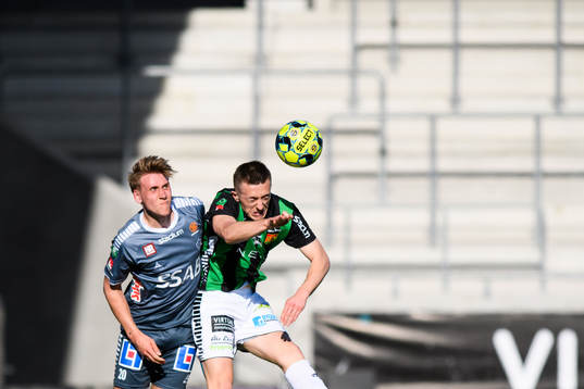 Brages Bjarni Mark Antonsson och GAIS Leonard Pllana