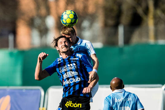 Sirius Philip Haglund och Malmö FFs Oscar Lewicki