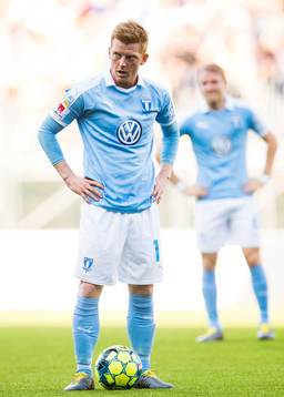 Malmö FFs Anders Christiansen förbereder sig för en