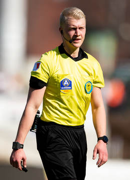 Domare Adam Ladebäck