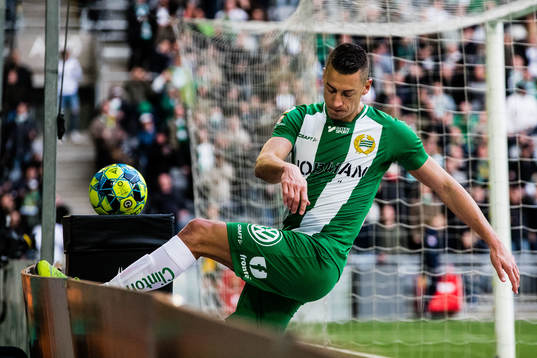Hammarbys Nikola Djurdjic reagerar