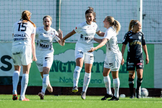 Eskilstunas Loretta Kullashi kvitterade till 1-1