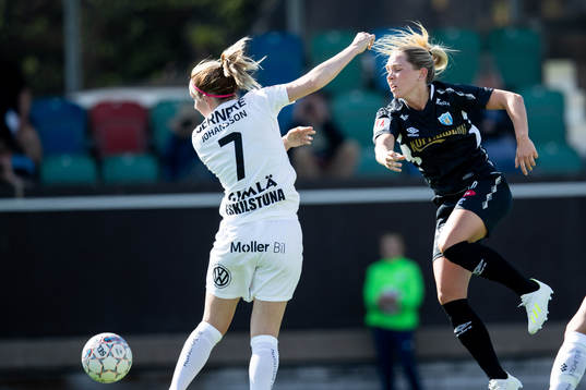 Göteborgs Elin Rubensson mot Eskilstunas Petra Johansson