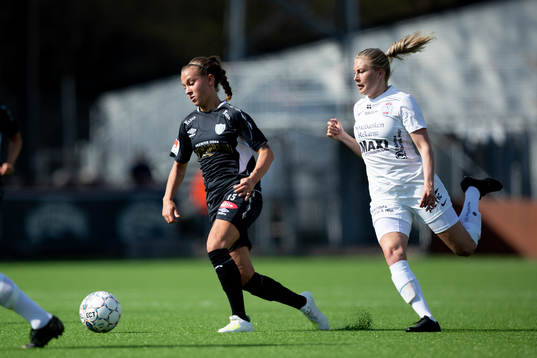 Göteborgs Julia Zigiotti Olme mot Eskilstunas Matilda Plan