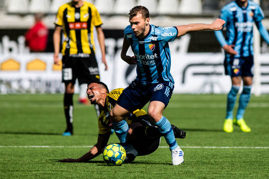 Häckens Ahmed Yasin och Djurgårdens Jesper Karlström