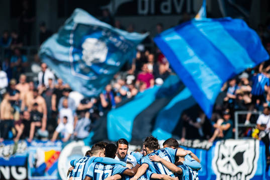 Djurgårdens spelare samlas